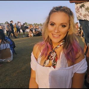 Meet your Posher, Emily